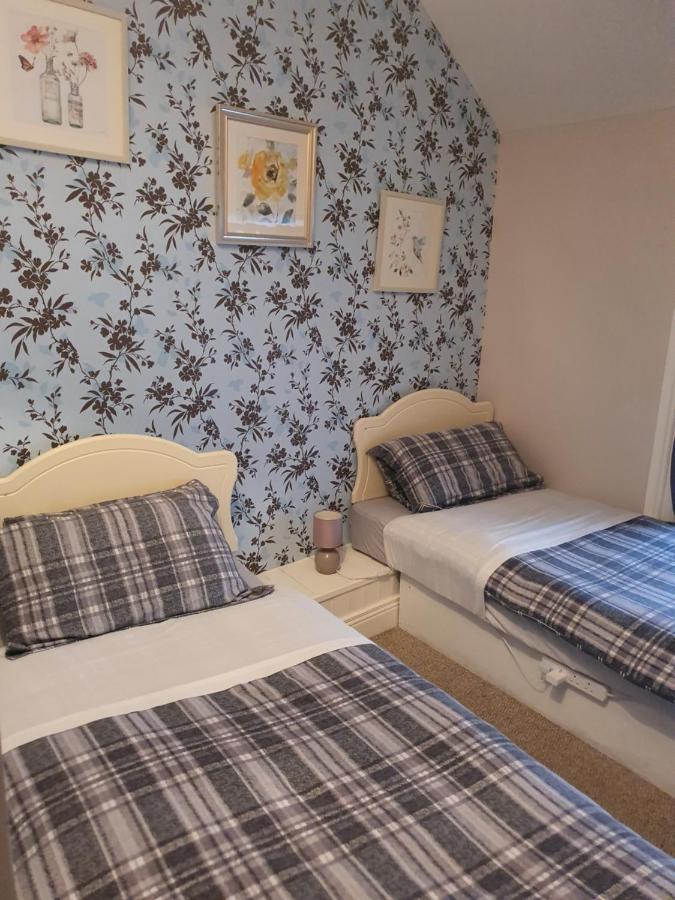 Gordon'S Guesthouse ラウレア エクステリア 写真